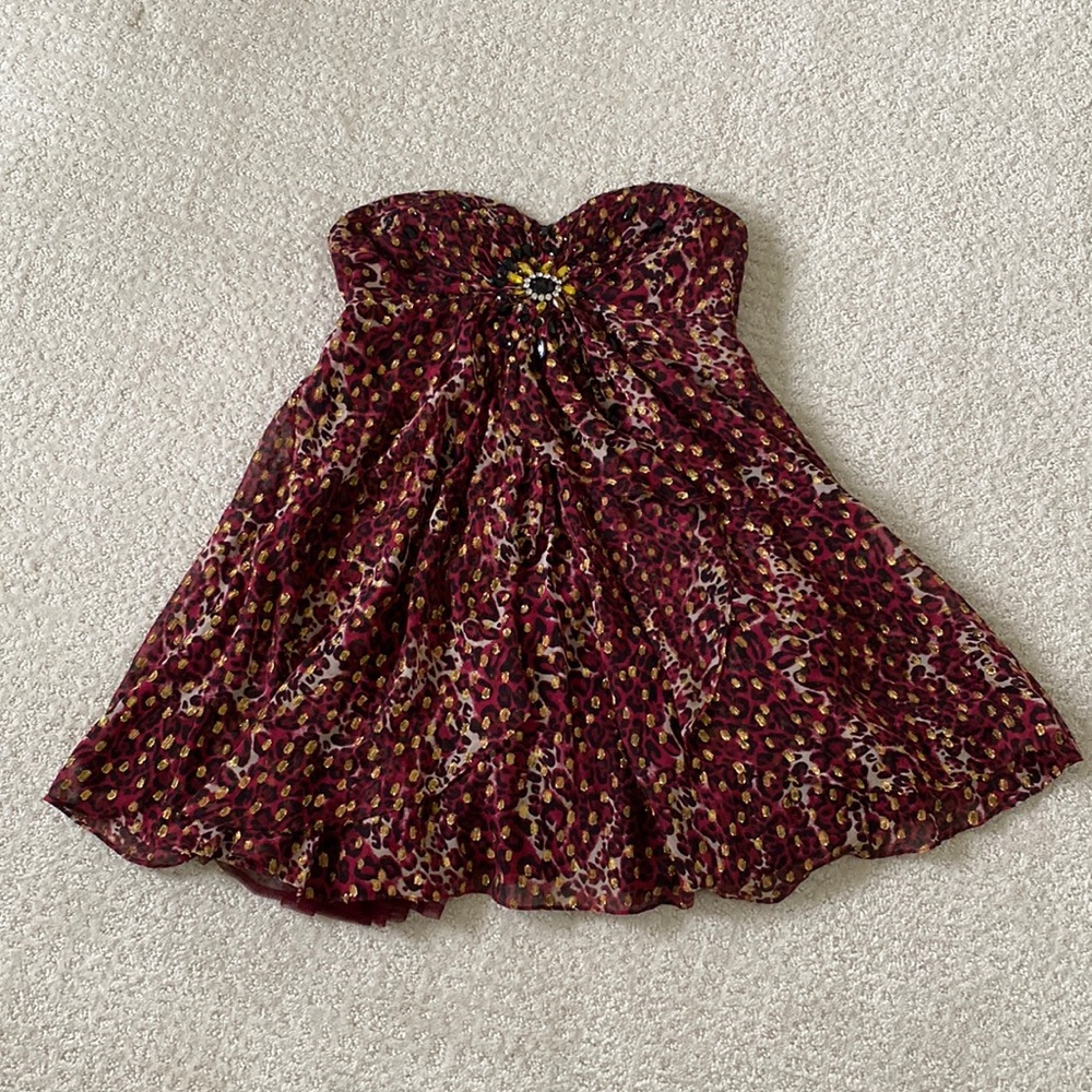 Strapless dress